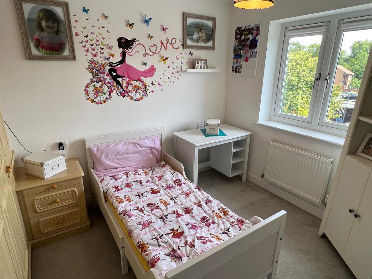 Simply Stunning 2 Bedroom Home With Parking Space Nottingham Exterior foto